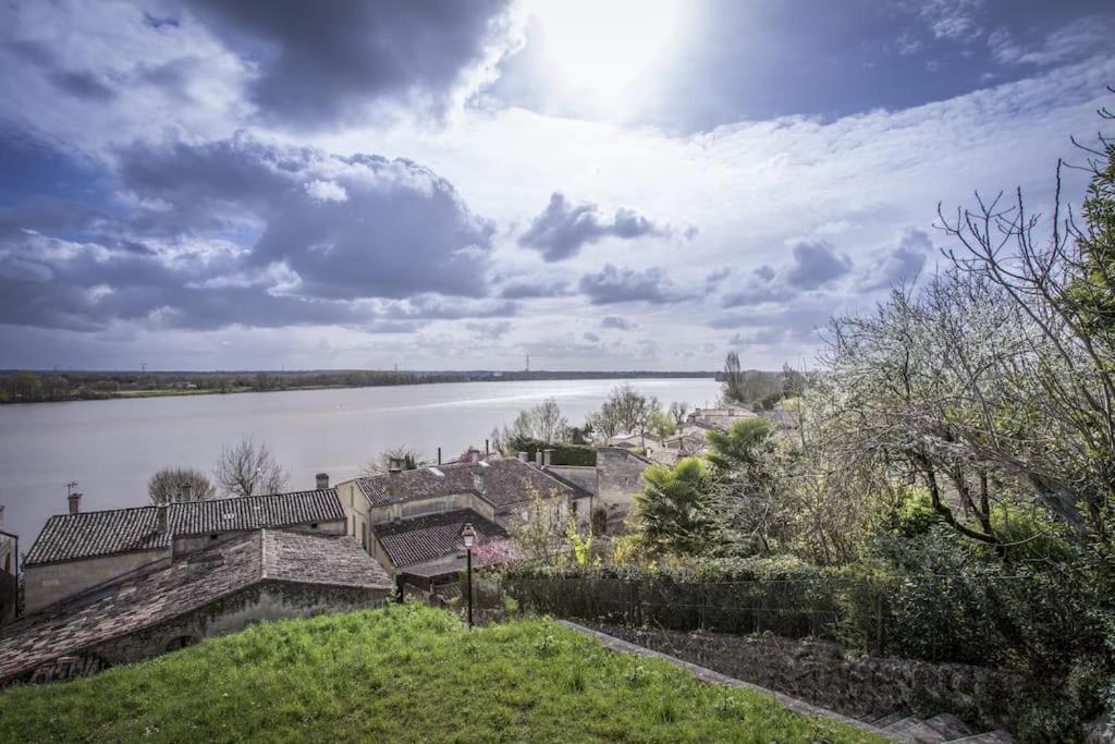 Chateau Couffins Asques Exterior foto