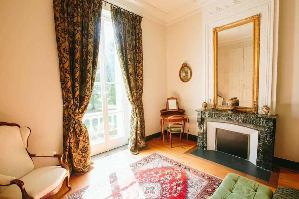Chateau Couffins Asques Exterior foto
